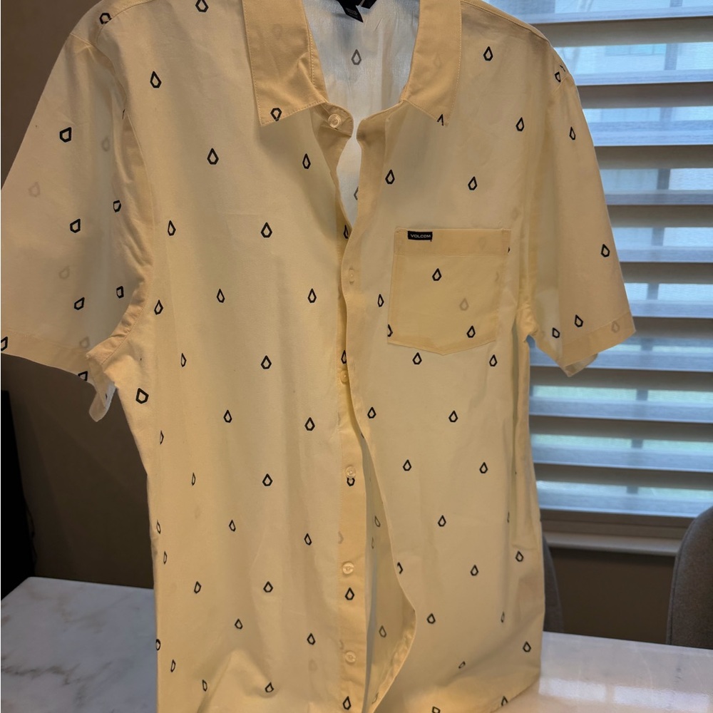 Volcom Cream Shirt with Black Geometric Design